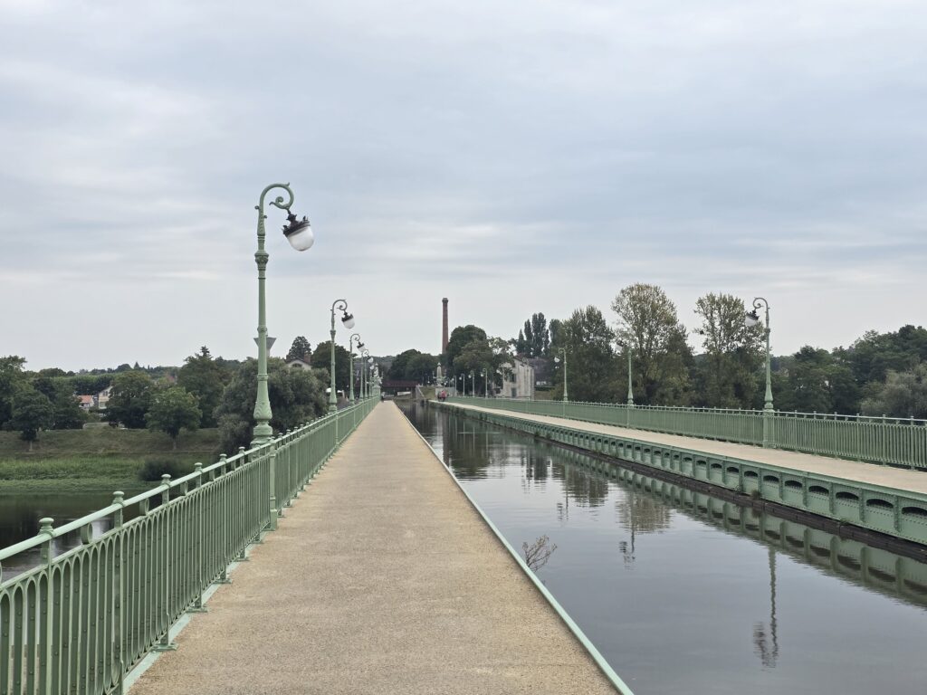 Image of the Pont Canal de Briare